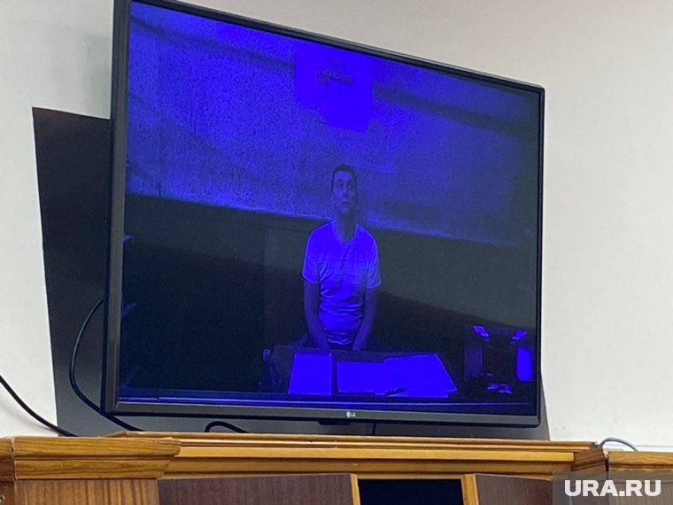 Челябинскому мэру-двоечнику Шимановичу сократили срок в колонии. Фото, видео