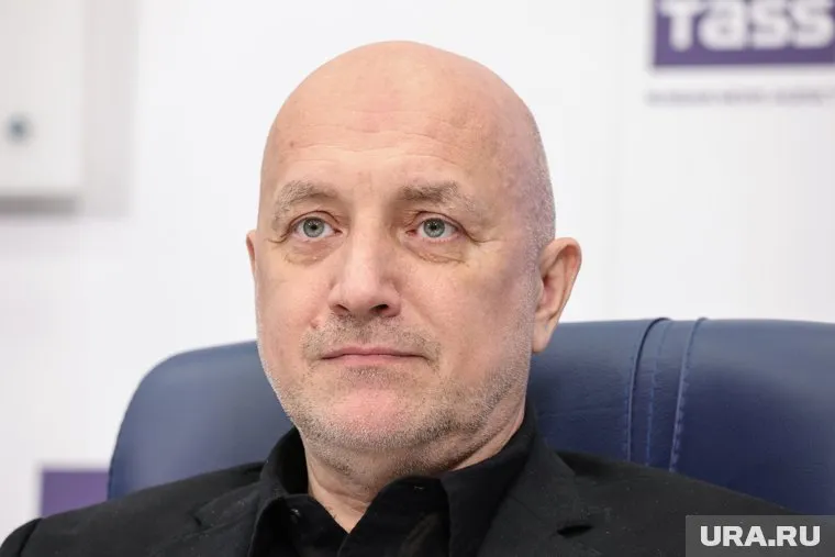 Захар Прилепин прокомментировал просьбу человека, пытавшегося его убить