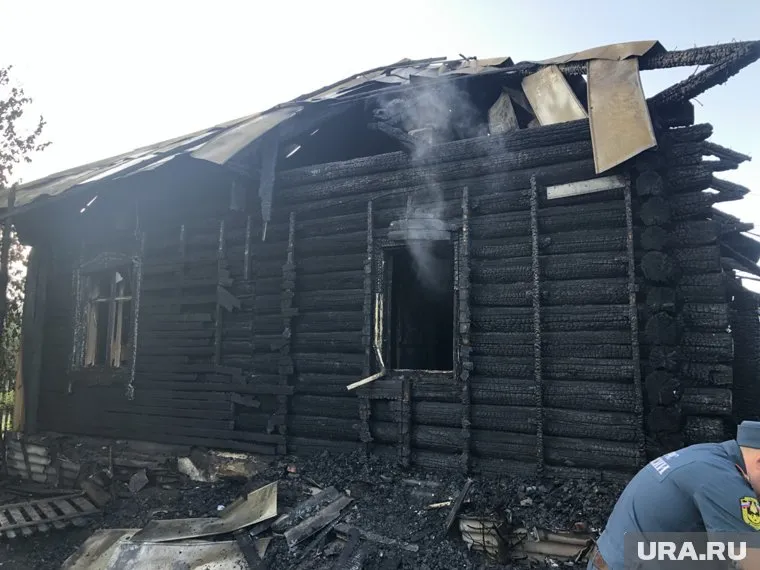 При пожаре погибли мать и две ее дочери