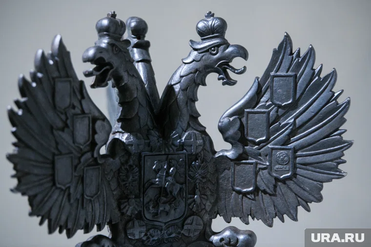 Кресты станут обязательны при изображении герба России