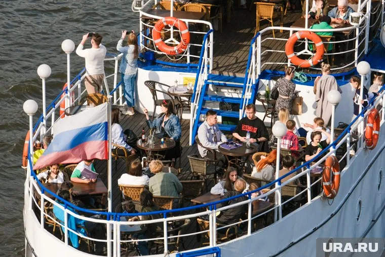 Первые 500 детей из Волновахи отправятся в путешествие уже осенью