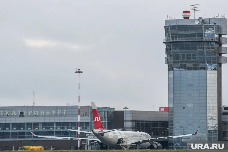 В Кольцово задерживаются пять рейсов на три часа и более (архивное фото)