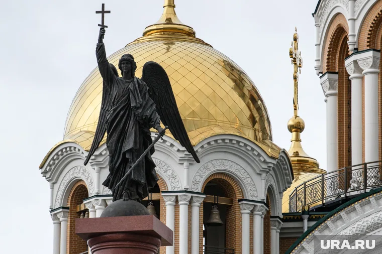 Салехардская епархия призвала не праздновать Хэллоуин, а вспомнить о духовных традициях