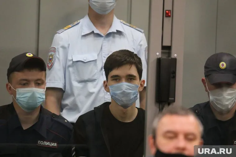 Ильназу Галявиеву грозит пожизненный срок за расстрел в школе