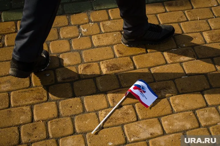 Суды ни в какую не хотят признавать российское гражданство у севастопольского уральца