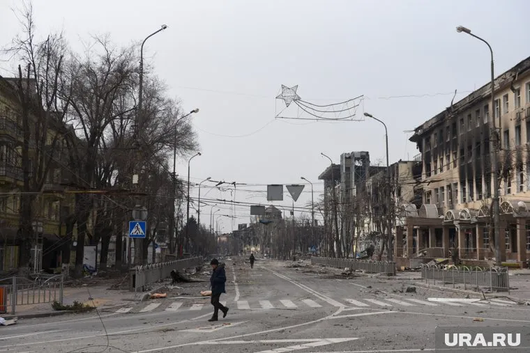 В ходе боев город сильно пострадал