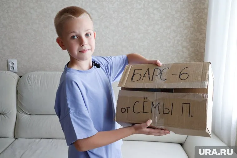 Мальчик из Кургана участвует в каждой отправке посылок в зону СВО