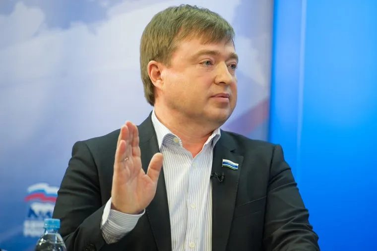 Дебаты на 4 канале. Екатеринбург, иванов максим