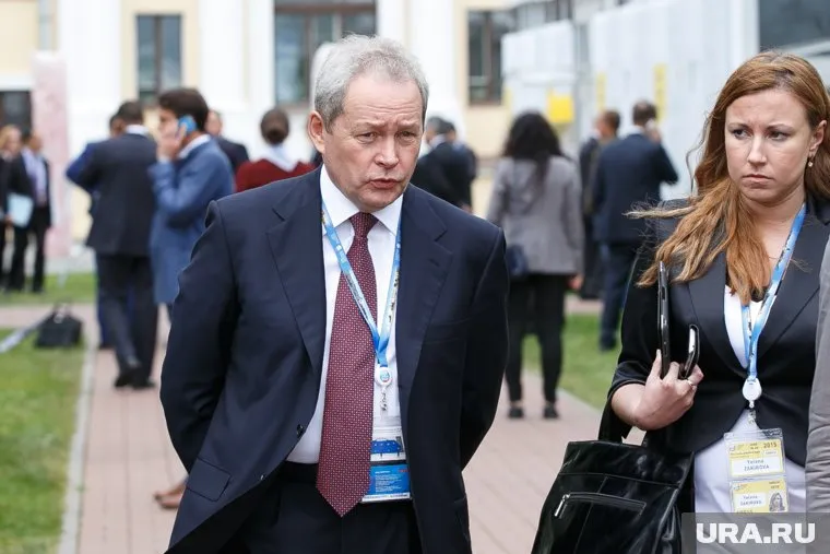 В прошлом году процесс назначения глав территорий доставил немало хлопот Виктору Басаргину