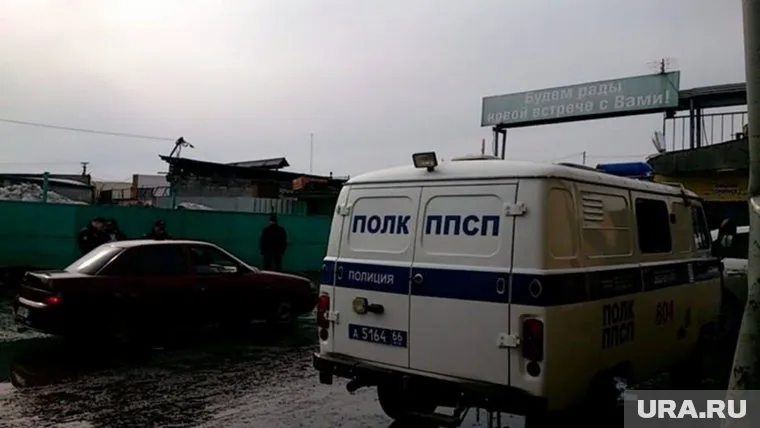 Выезды заблокированы сотрудниками ППС