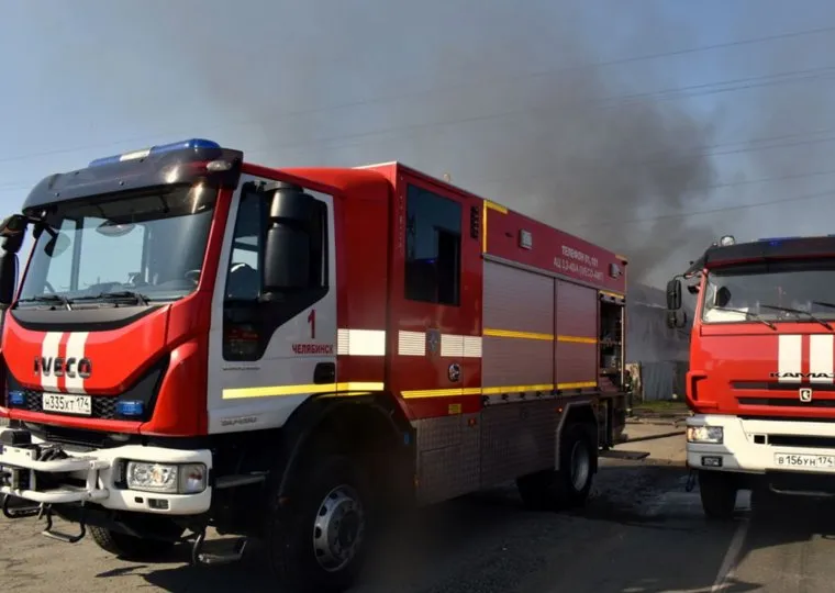Пожарные локализовали возгорание на площади в 2,3 тысячи кв метра 