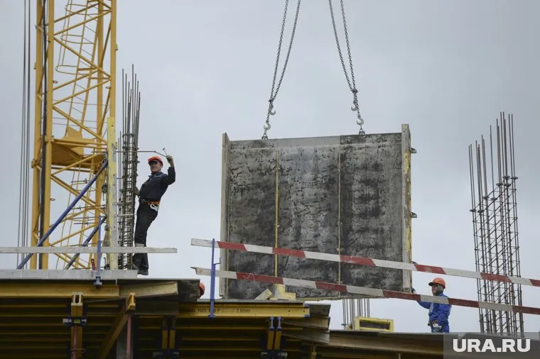 Самые большие вахтовые заработки на Ямале у машинистов автокранов 