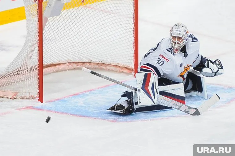 Действующий чемпион КХЛ сложил полномочия