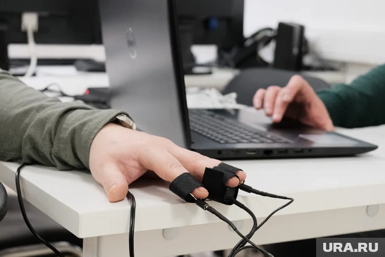 Пентагон введет выборочные проверки на полиграфе для всех сотрудников