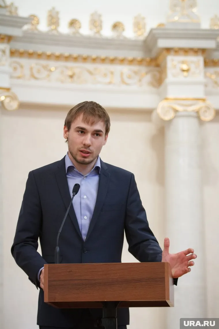 Победивший на праймериз в Серовском округе Антон Шипулин первым опробовал новые идеи единороссов