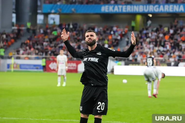 Рай Влут находится в Екатеринбурге, но за «Урал» не играет