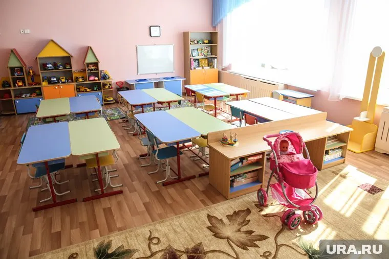 Группы для детей сделали из кабинетов, в которых раньше работал персонал