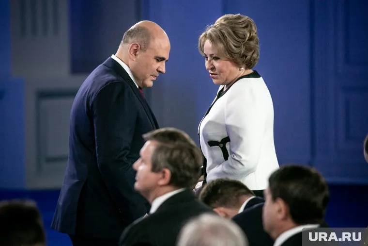 Мишустин поблагодарил Матвиенко за совместную работу над национальными целями развития