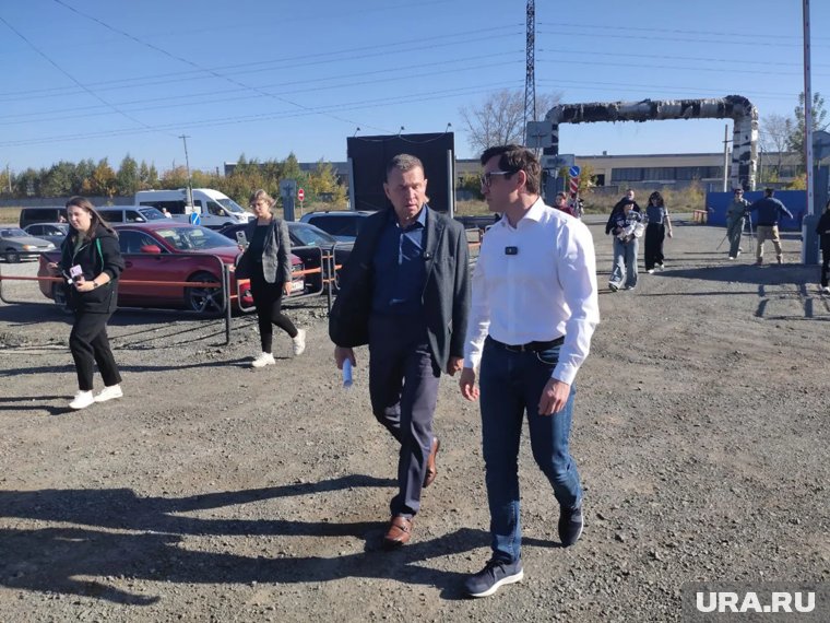 Готовь сани в жару: глава города Лошкин посетил новую снегосвалку в Челябинске. Фото, видео