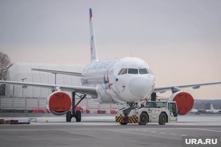 У самолета техническая неисправность