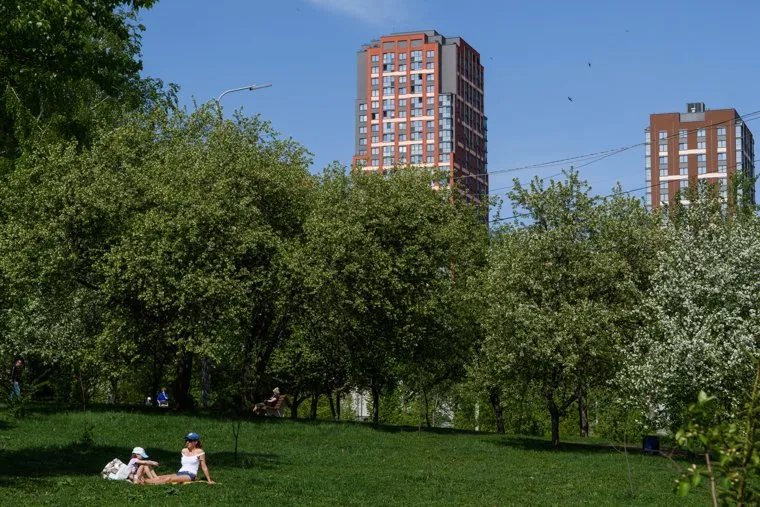 Сорок шестой день вынужденных выходных из-за ситуации с распространением коронавирусной инфекции CoVID-19. Екатеринбург