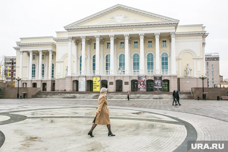 Нового директора Тюменского драматического театра не могут назначить с мая