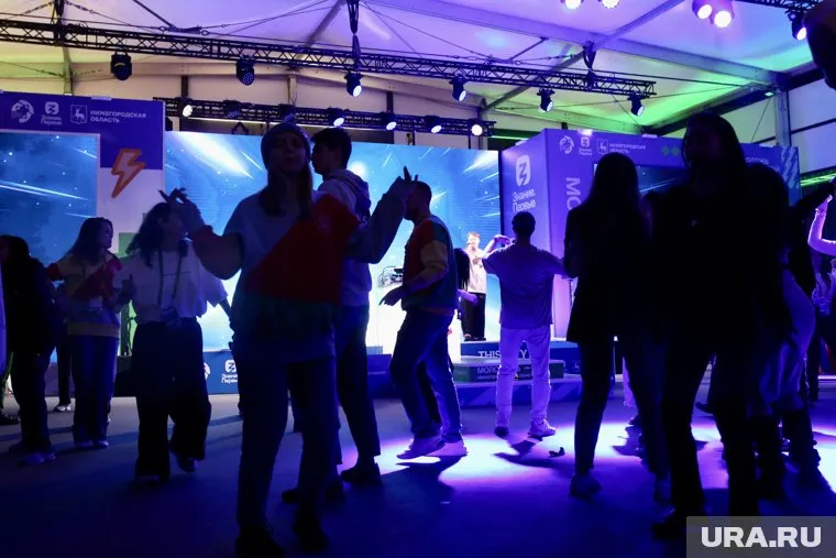 Участниками конкурса могут стать граждане РФ в возрасте от 14 до 35 лет включительно