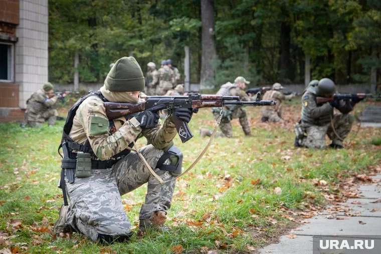 Украинские военные стреляли по мирным жителям, эвакуировавшимся из Белогорского монастыря