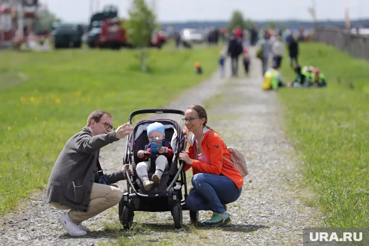 Демограф считает, что нужно ввести систему поощрений семьи за каждого ребенка