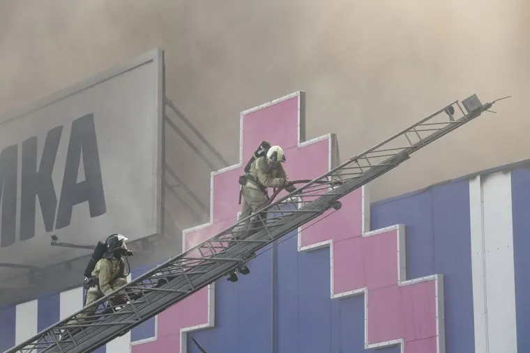 Возле горящего ТЦ в Донецке активизировались беспилотники (архивное фото)