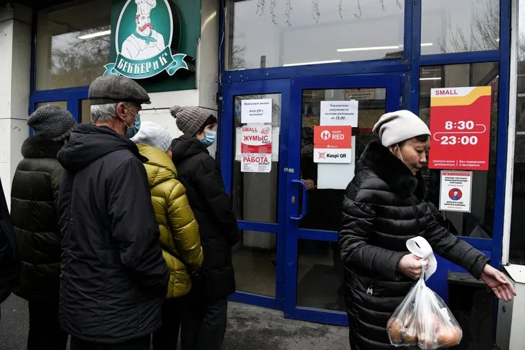 Обстановка в Алма-Ате после взятия города под контроль правительственными силами. Алма-Ата, Казахстан