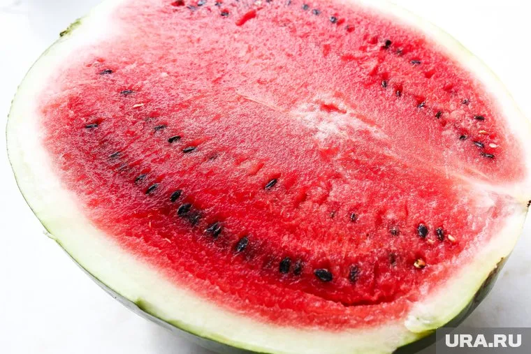 Врач не рекомендовал употреблять арбуз и дыню одновременно