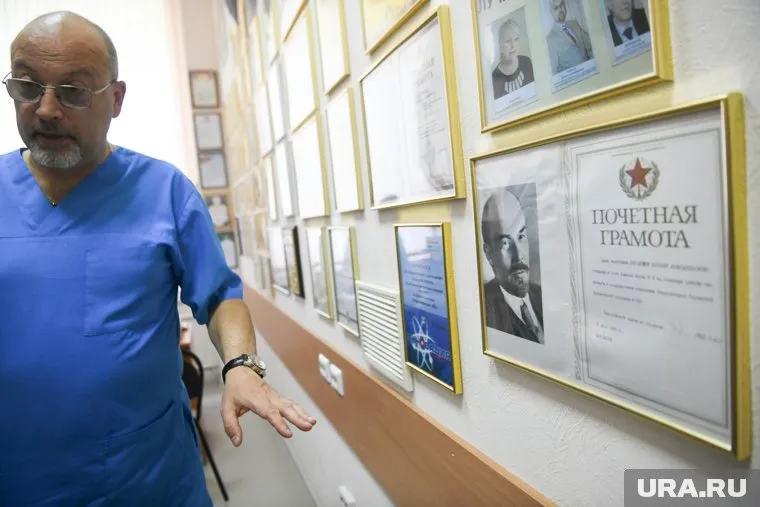 Интервью с травматологом Кириллом Бердюгиным в Институте травматологии имени Чаклина. Екатеринбург.