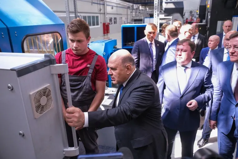 Михаил Мишустин во время своего посещения Самары. Самара