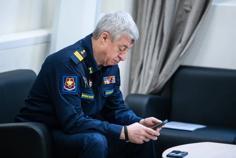 Полпред УрФО Артем Жога в свердловском филиале Фонда «Защитники Отечества». Екатеринбург 