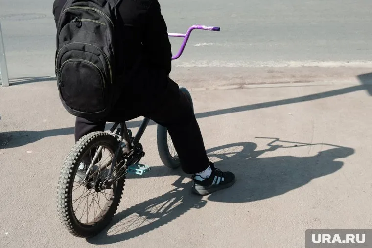 Несовершеннолетний пошел разбираться с любовником матери