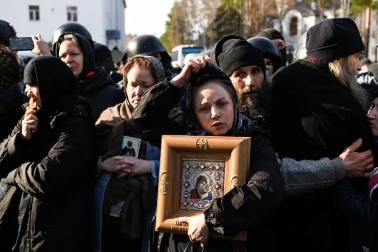 Спецоперация правоохранительных органов в Среднеуральском женском монастыре. Свердловская область