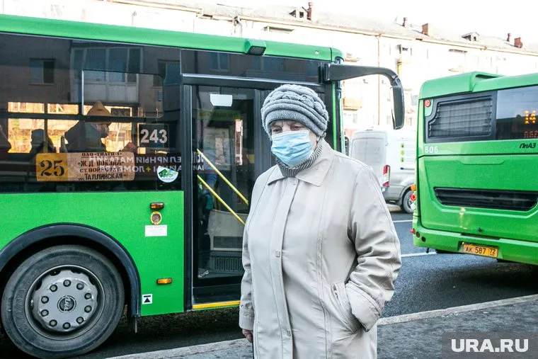 Пенсионеры могут рассчитывать на проезд, даже если их транспортные карты не работают