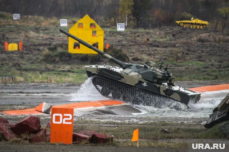 За четыре дня военной выставки предприниматели получали месячную прибыль