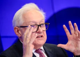 Лобовое столкновение ядерных держав, судьба ДСНВ