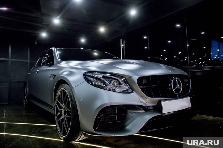 Пермские депутаты будут год ездить на элитных иномарках