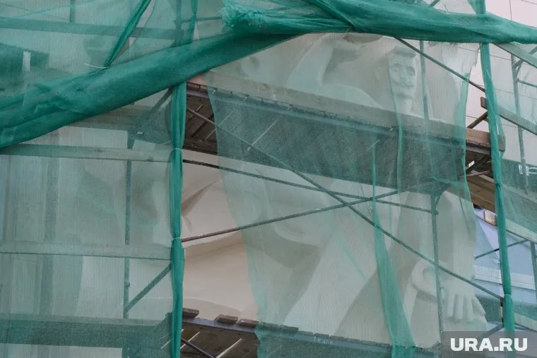 Компания должна в течение года получить положительное заключение экспертизы на проект реставрации