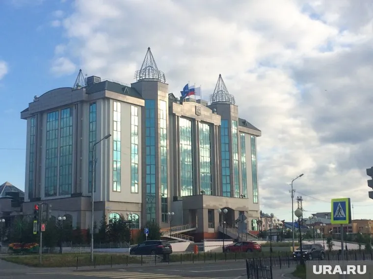 В столице ЯНАО раздели полномочия экс-замглавы администрации 