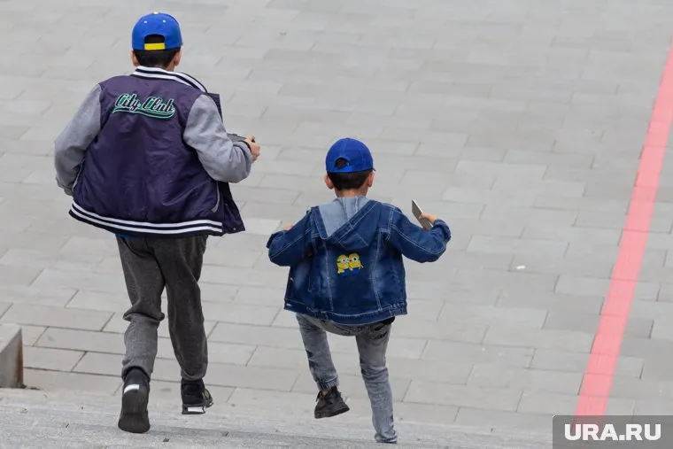 Более половины детей-беженцев не учатся в национальной системе образования, сообщили в ООН