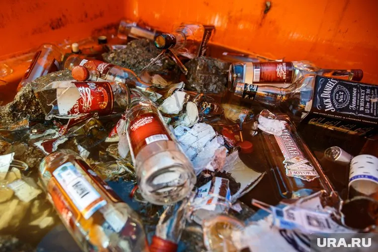 Чиновники и депутаты все чаще отказываются от шумных корпоративов