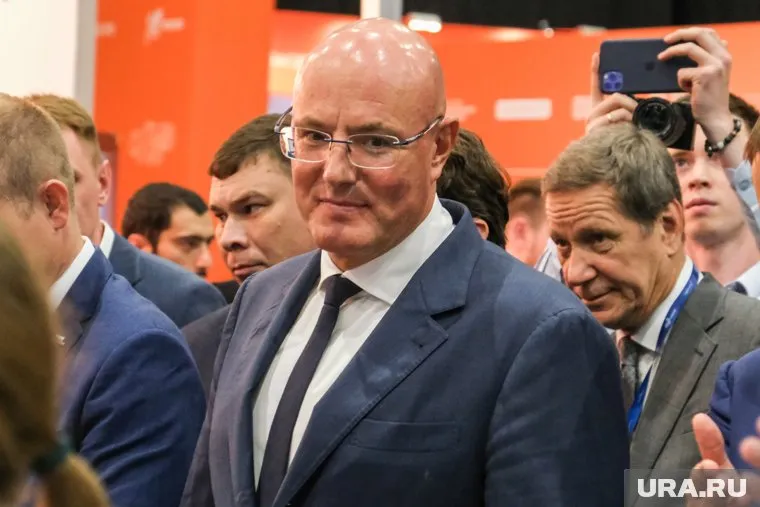 По словам Чернышенко, сейчас идет волна ажиотажа на спрос билетов к Играм