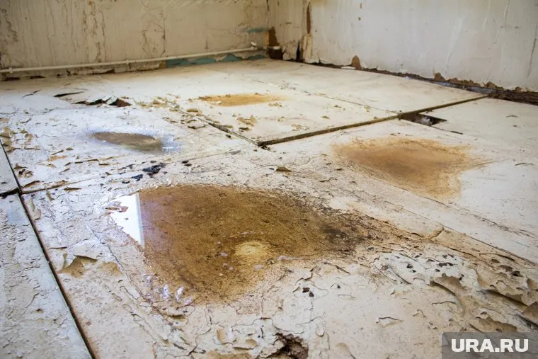 Жильцы проблемного дома обратились в прокуратуру