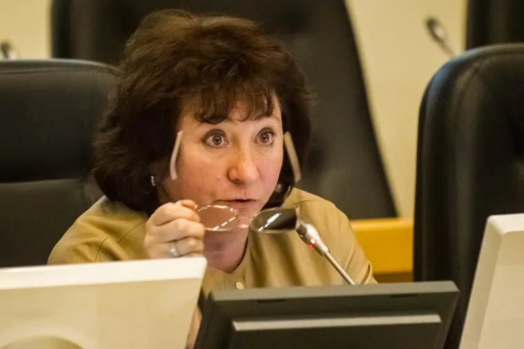 Чиновники. Отраслевое совещание по здравоохранению. Мэрия. Тюмень