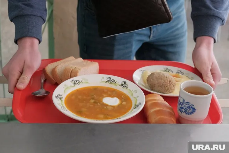 Распоряжение уже отправили в российские ведомства