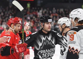 Болельщики «Трактора» раскупили билеты на матчи с «Авто» и «Металлургом»